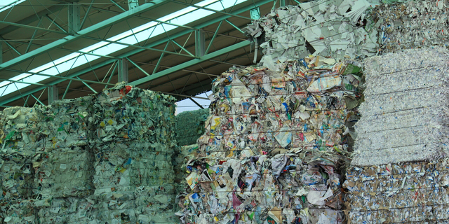産業廃棄物収集・運搬・処理事業イメージ